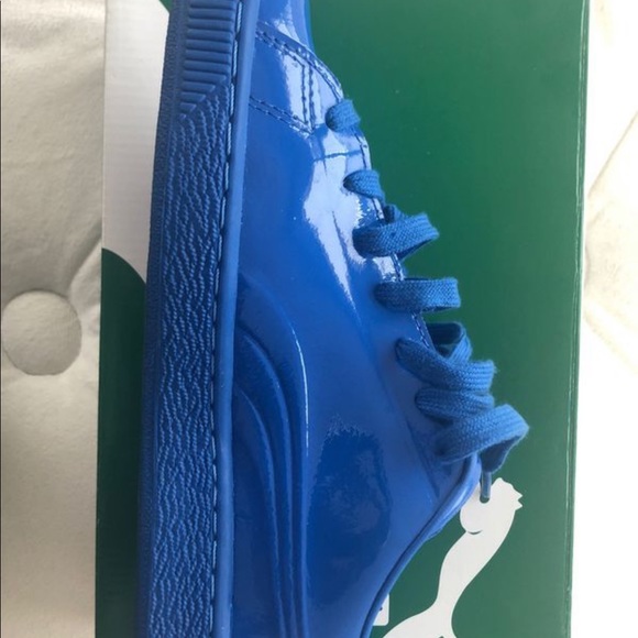 Electric Blue Pumas - Picture 5 of 6